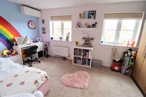 Bedroom- click for photo gallery